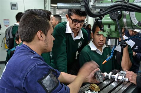 centro metalmecanico|El Centro metalmecánico en Bogotá .